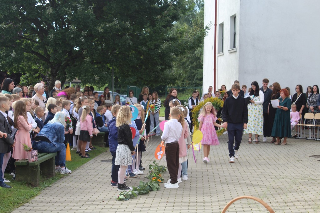 Zinību diena Zinību diena