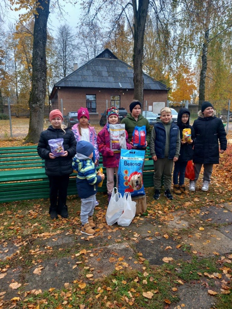 3.b klases labdarības darbiņš 3.b klases labdarības darbiņš