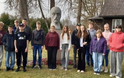 6. un 7. klase 29. aprīlī devās mācību vizītē uz Raiņa muzeju “Tadenava”